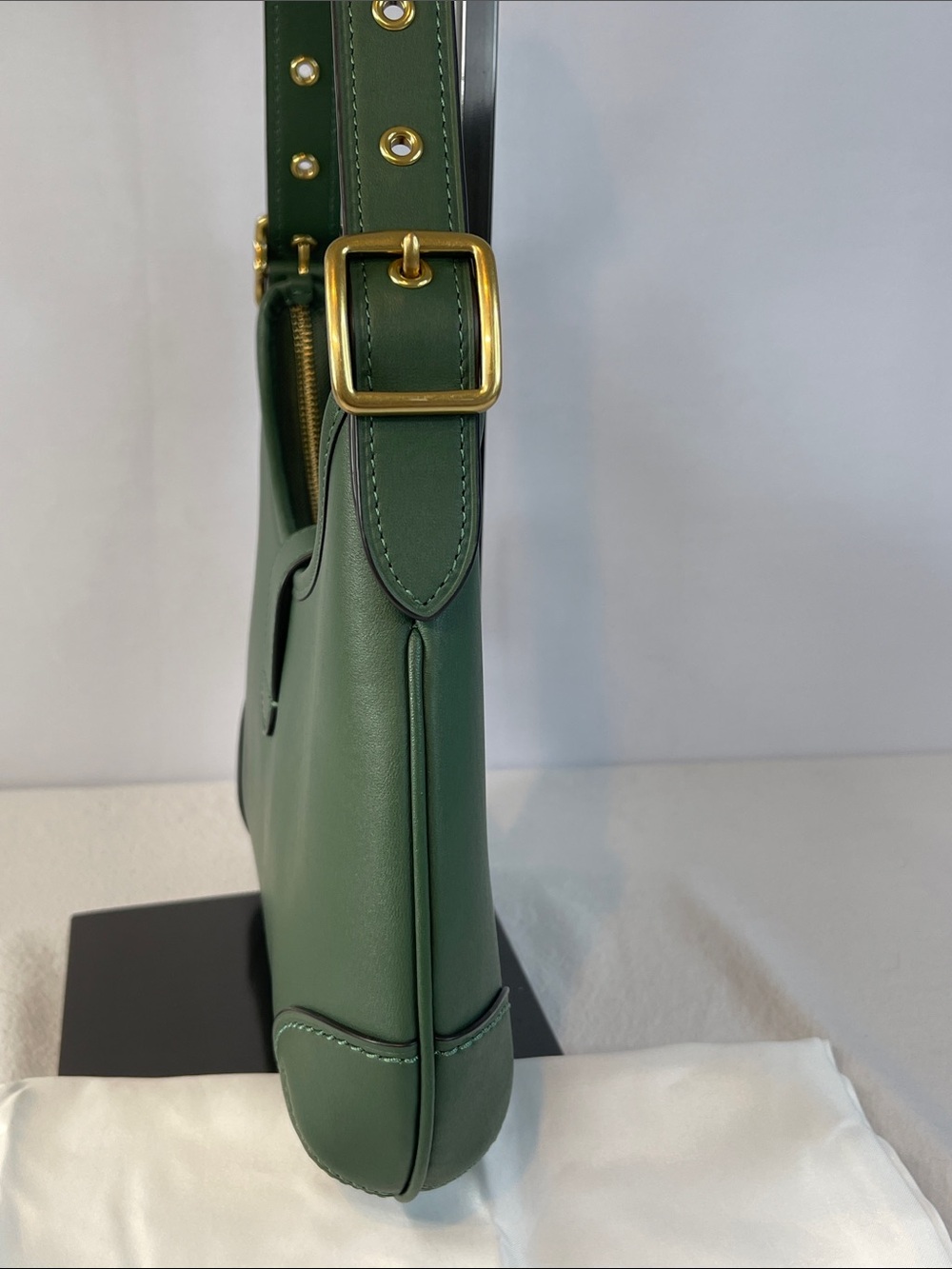 Coach CW642 Hamptons Hobo 2005 Limited Re-Edition Green Leather - Picture 8 of 16
